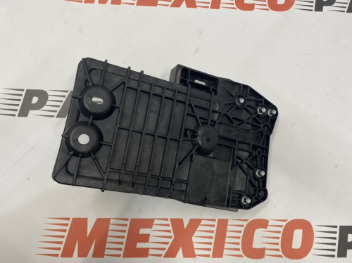 Поддон аккумулятора Mazda 3 2013-2018 (B45A56040A), аналог
