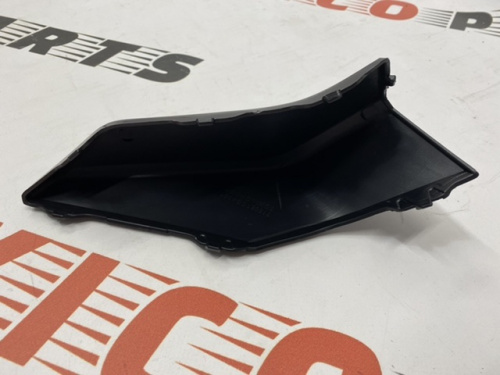 Заглушка буксирувального гака заднього бампера  Honda Civic Hatchback 2016-2021 (71506-TGG-A00ZC), аналог