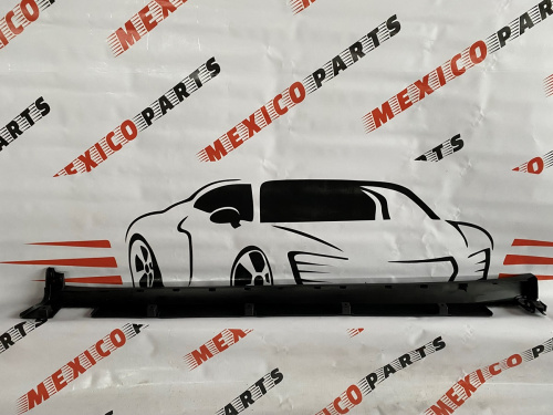 Накладка порога правая Tesla Model X 2015-2020 (103509700d), аналог