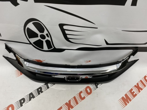 Решётка радиатора Honda Civic 2016-2020 (71121-TBA-A01), аналог