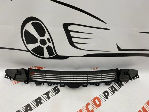 Решетка переднего бампера Tesla Model 3 2017-2023 (1085927-00-C), аналог
