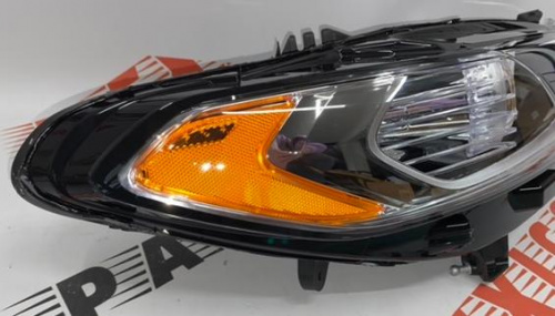 Фара права Ford Fusion 2013-2016 (DS7Z-13008-A), аналог
