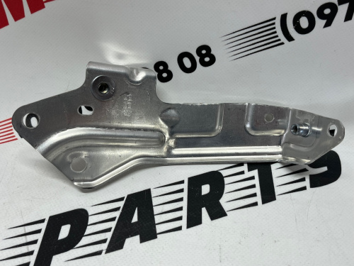 Кронштейн переднього крила правий Nissan X-Trail(Rogue) 2021-2023 (641C0-6RA0A)