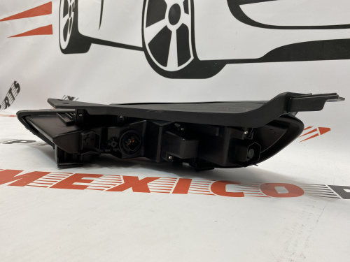 Денний ходовий вогонь правий Hyundai SantaFe 2019-2020 EU (92208-S2000), аналог