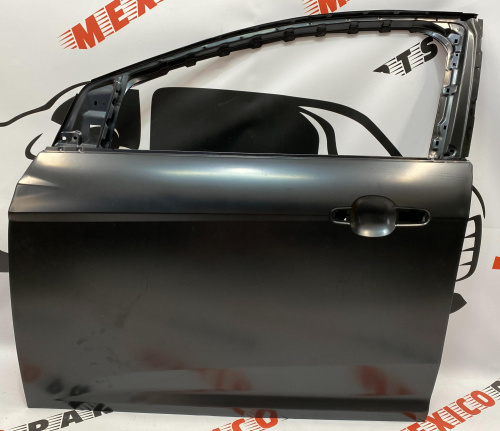 Двері передні ліві (седан) Ford Focus 2011- 2018 (DM5Z-5820125-A) аналог