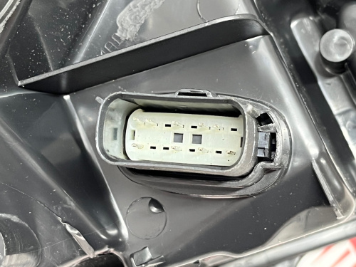 Фара ліва з білим катафотом Ford Fusion 2013-2016 (5283611), аналог