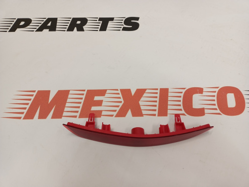 Катафот заднего бампера левый Mazda 3 2019-2021 (B0J8515L0), аналог