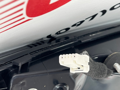 Фонарь в крышку багажника правый 2 Mazda CX 30 2019+, аналог