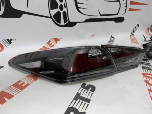 Фонари задние комплект тюнинг Toyota Camry 2018-2021 (81550-06730T), аналог