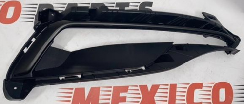 Рамка протитуманної фари права комплект. спорт Hyundai Sonata 2015-2017 (86522-C2300), аналог