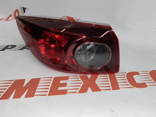 Фонарь задний наружный левый Mazda 3 2013-2015 (B45A51160B), аналог