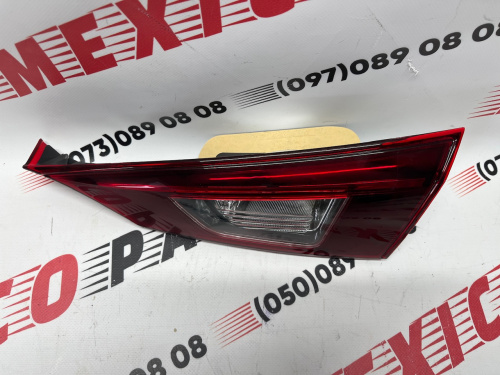 Фонарь задний внутренний правый Mazda 3 2013-2015 (B45A-51-3F0), аналог