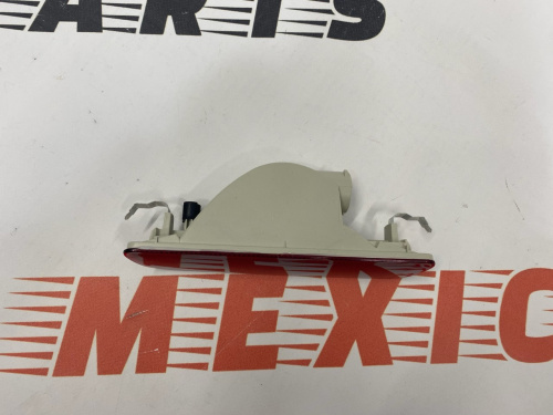 Протитуманна фара заднього бампера центр Nissan Qashqai 2007-2014 (26580JD00B), аналог