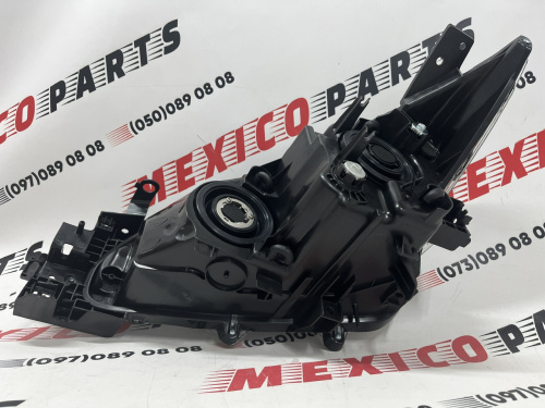 Фара правая Mazda 3 2013-2015 (BHR1510K0), аналог