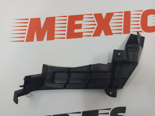 Кріплення протитуманної фари праве  Mitsubishi Eclipse Cross 2018- 2021(6400H656), аналог