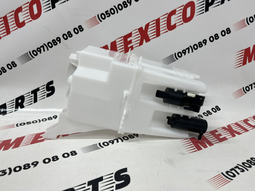 Бачок омивача з двома насосами Nissan X-Trail(Rogue) 2014-2016 (28910-4BA5A), аналог