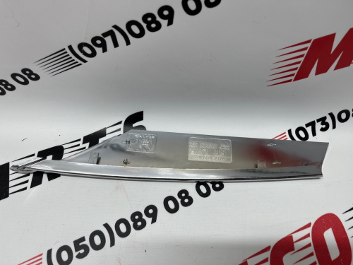 Накладка жалюзи верхняя правая хром Tesla Model S 2012-2020(1056380-00-C), аналог