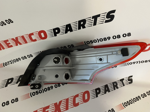 Ліхтар зовнішній (в крило) лівий без проводів Ford Focus 2015- 2018 (F1EZ-13405-B), аналог